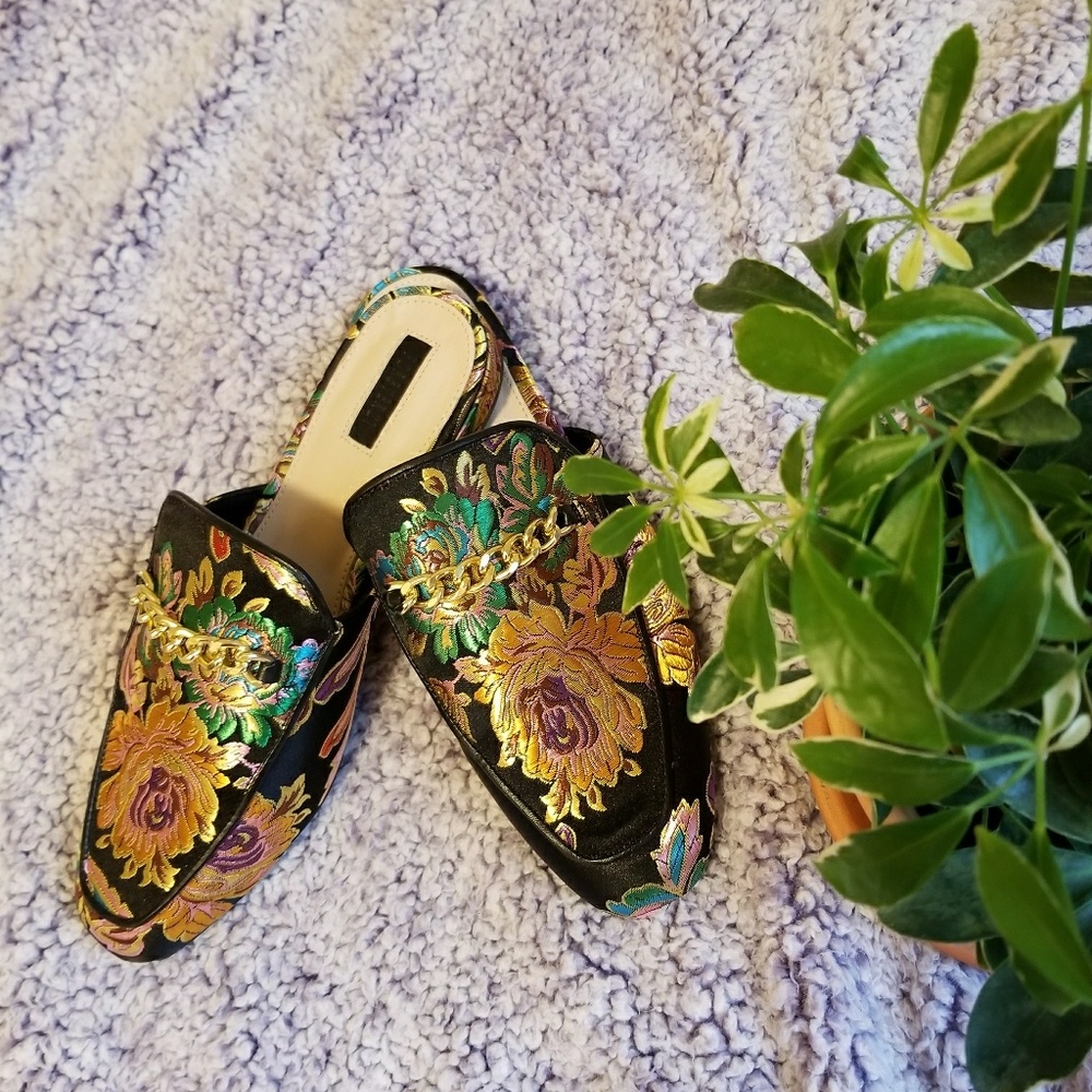 Embroidered mule loafers
